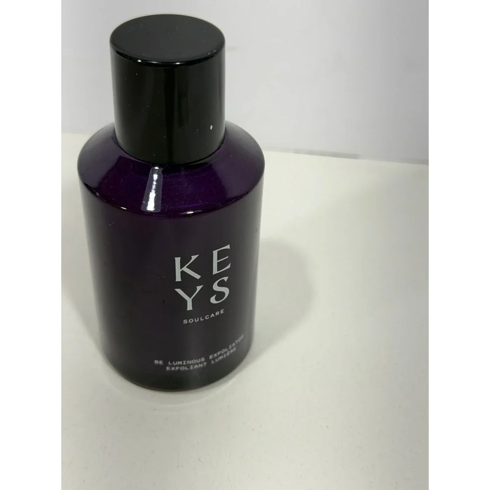 Keys Soulcare Be Luminous Exfoliator Powder Hojicha Lactic Acid 2.29oz Purple
